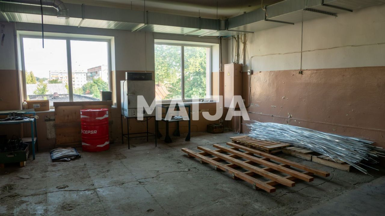 Office in Daugavpils, Latvia, 2 000 m² - picture 9