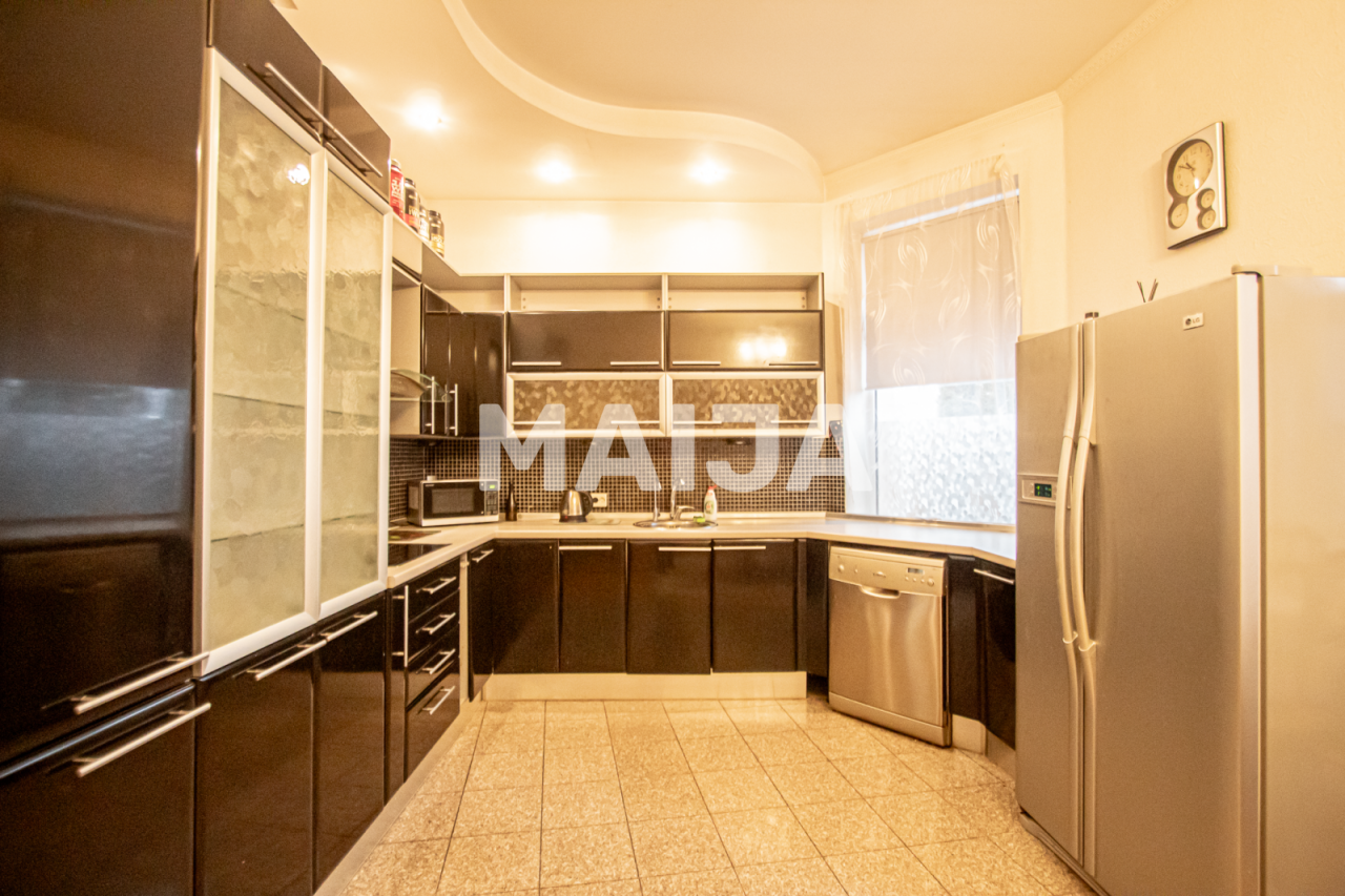 Casa en Riga, Letonia, 334 m² - imagen 9