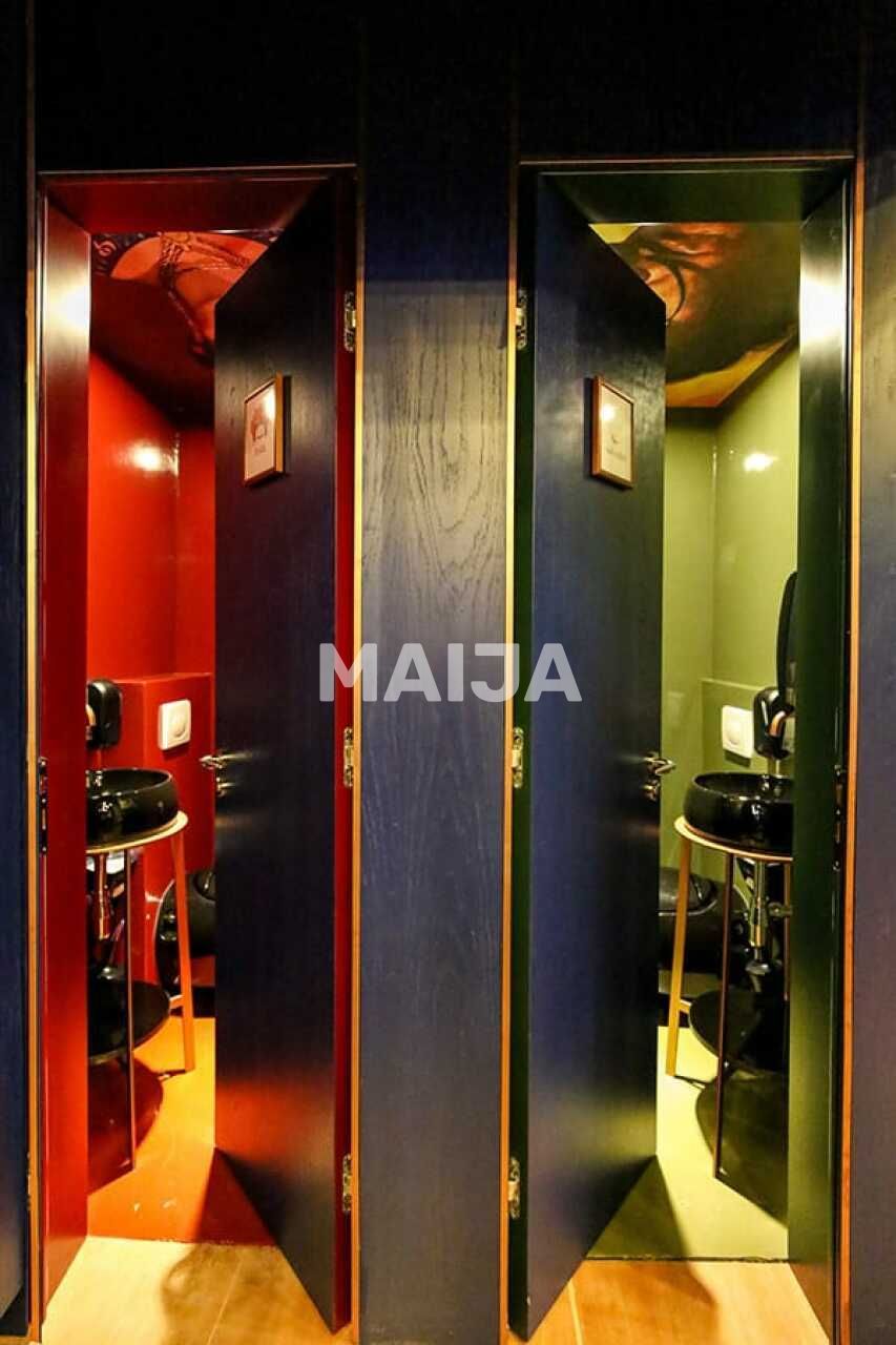 Commercial property in Vlore, Albania, 70 m² - picture 11