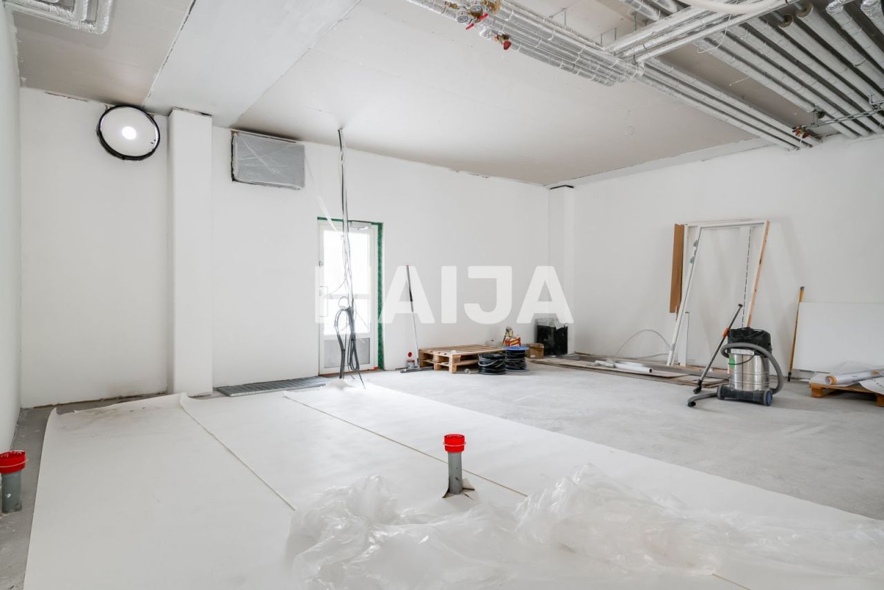 Oficina Raahe, Finlandia, 152.5 m² - imagen 12