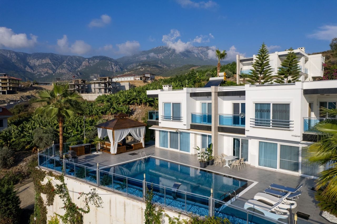 Villa en Alanya, Turquia, 395 m² - imagen 1