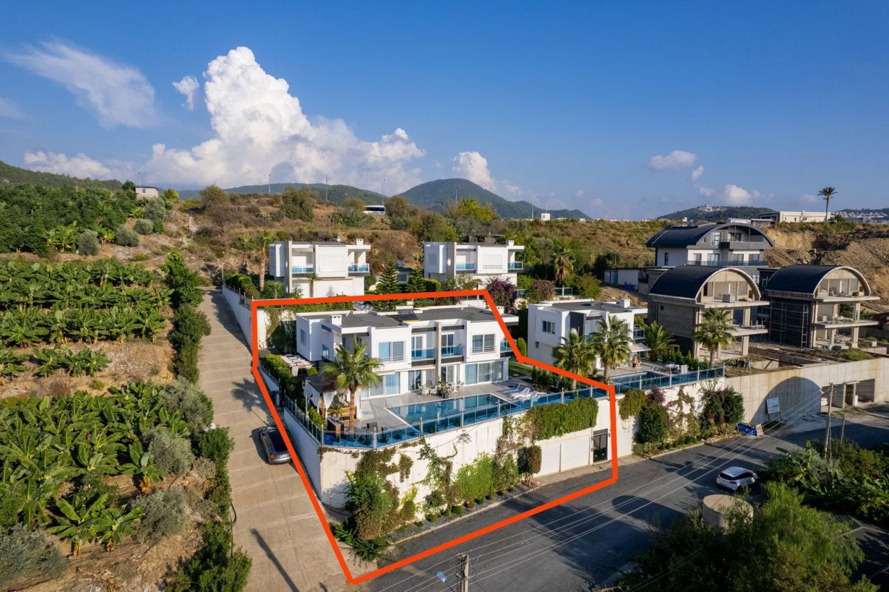 Villa in Alanya, Turkey, 395 m² - picture 2