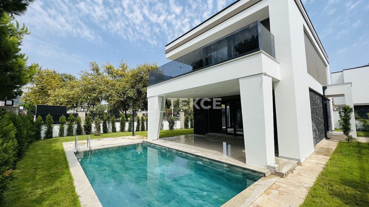 Villa en Kemer, Turquia, 140 m² - imagen 1