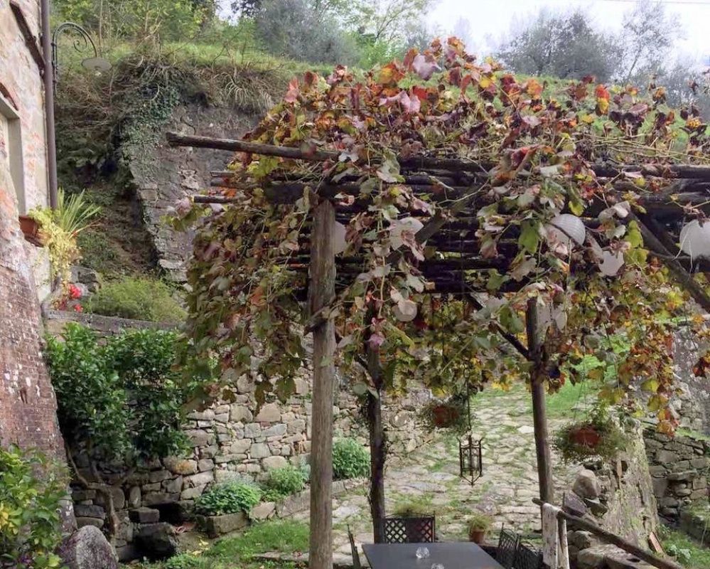 House in Lucca, Italy, 300 m² - picture 6