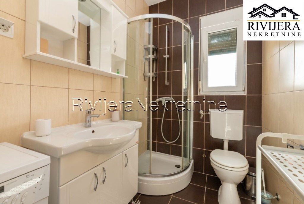 Flat in Herceg-Novi, Montenegro, 82 m² - picture 10