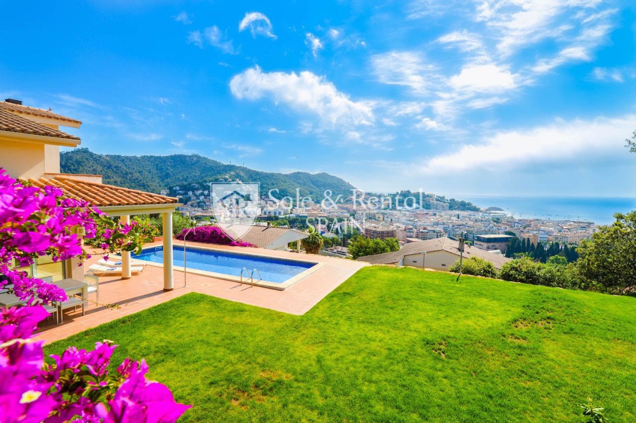 Villa in Tossa de Mar, Spanien, 410 m² - Foto 1