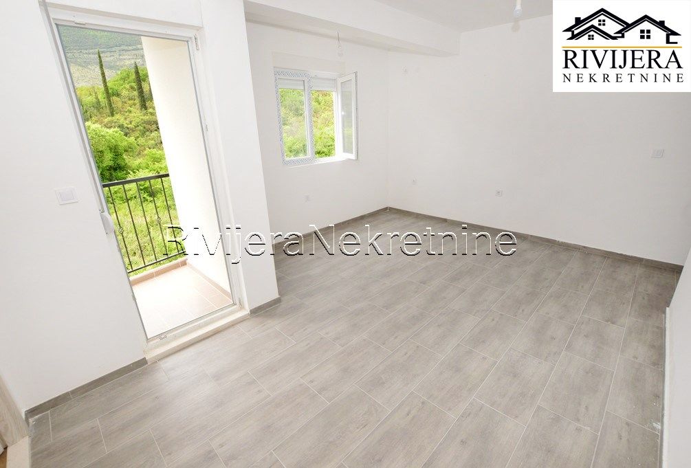 Piso en Herceg-Novi, Montenegro, 40 m² - imagen 1