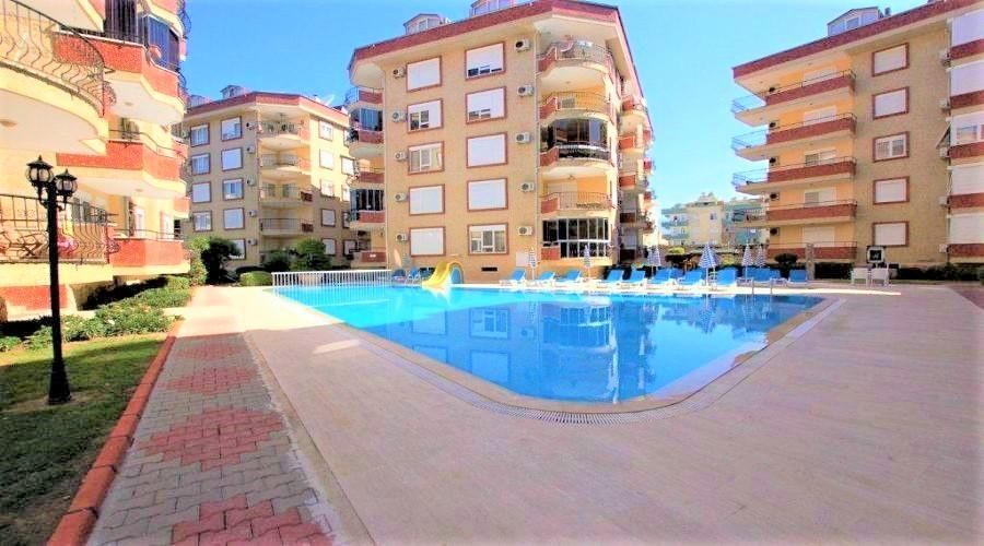 Flat in Alanya, Turkey - picture 1