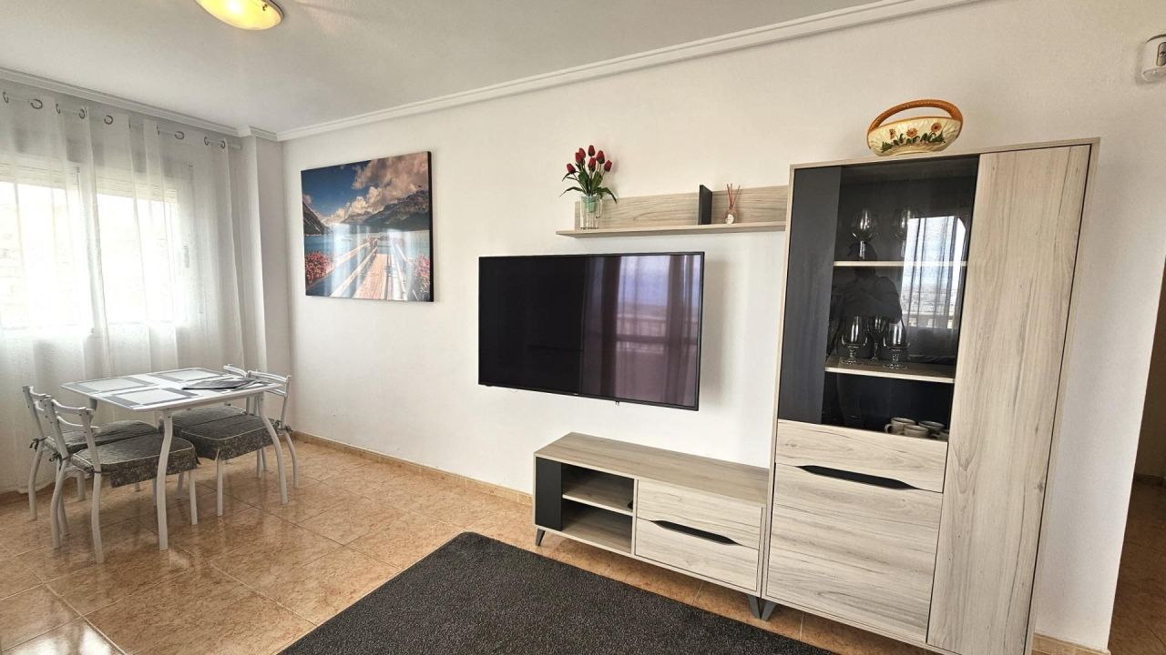 Wohnung in Torrevieja, Spanien, 90 m² - Foto 1