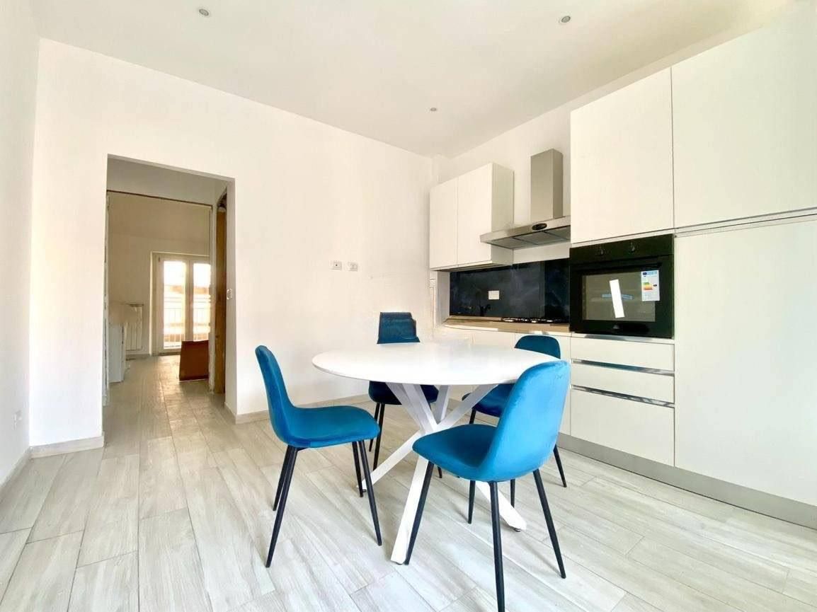 Appartement à Turin, Italie, 40 m² - image 1