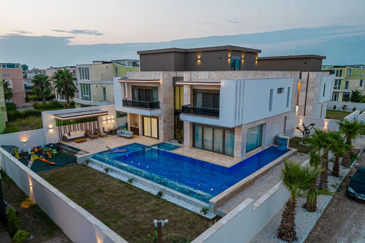 Villa in Belek, Türkei, 500 m² - Foto 1