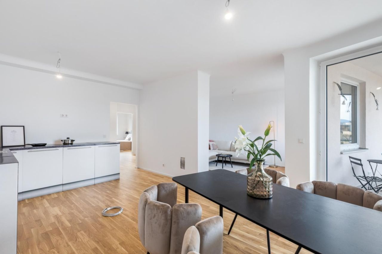 Flat in Vienna, Austria, 72.79 m² - picture 2