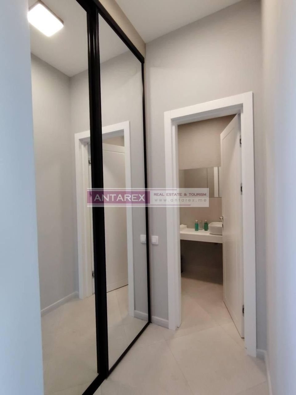 Villa à Rézévici, Monténégro, 225 m² - image 14