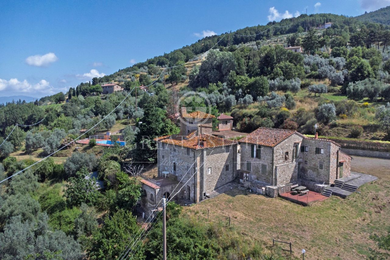 Casa a Reggello, Italia, 911.05 m² - foto 6