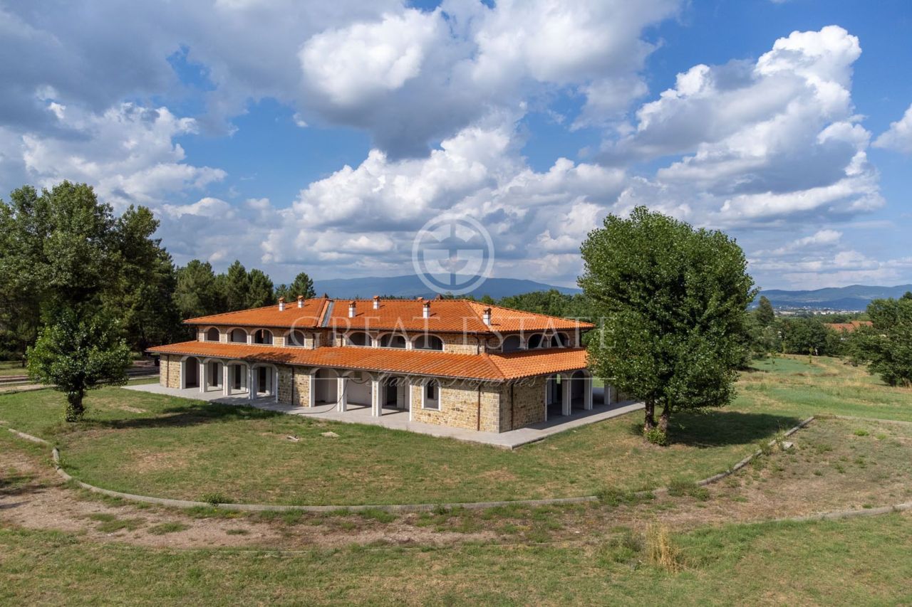 Casa ad Arezzo, Italia, 925.6 m² - foto 8