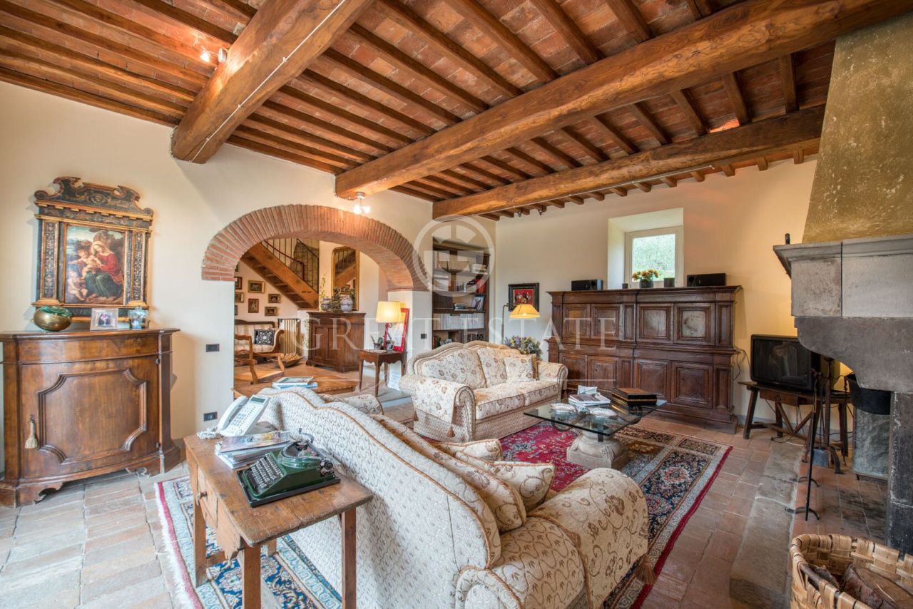 Casa en Arezzo, Italia, 602.5 m² - imagen 11