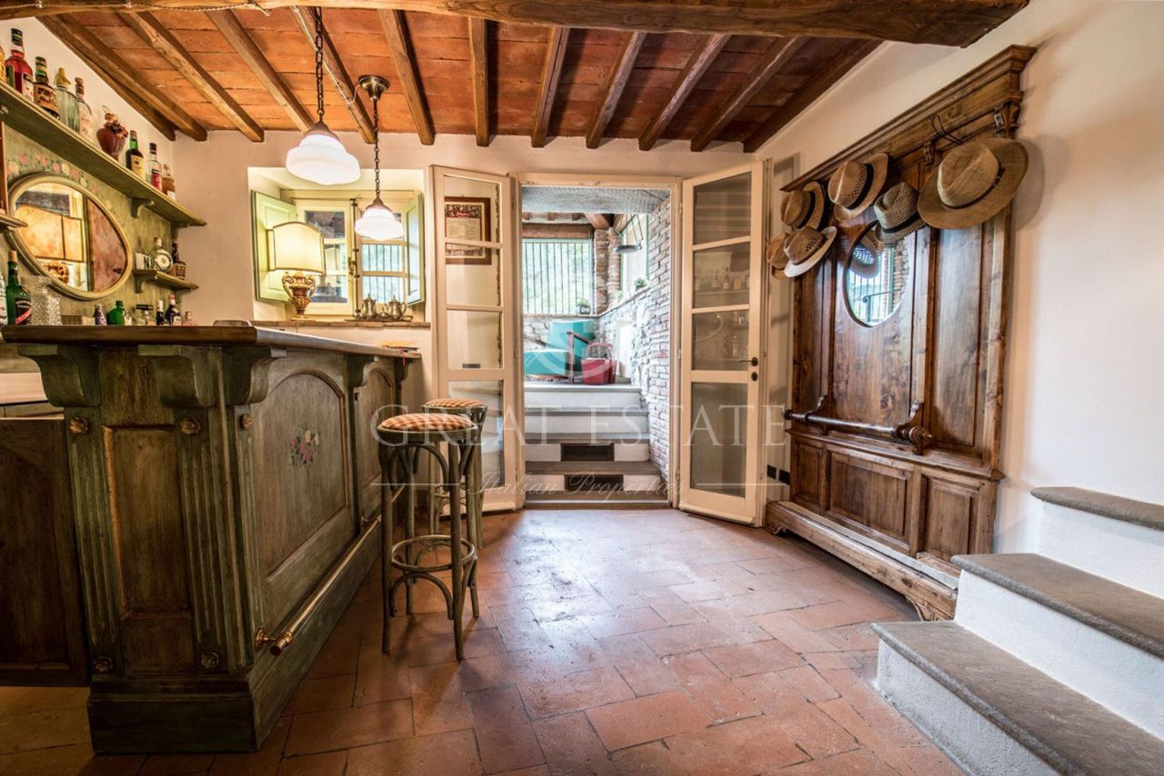 Casa en Arezzo, Italia, 602.5 m² - imagen 13