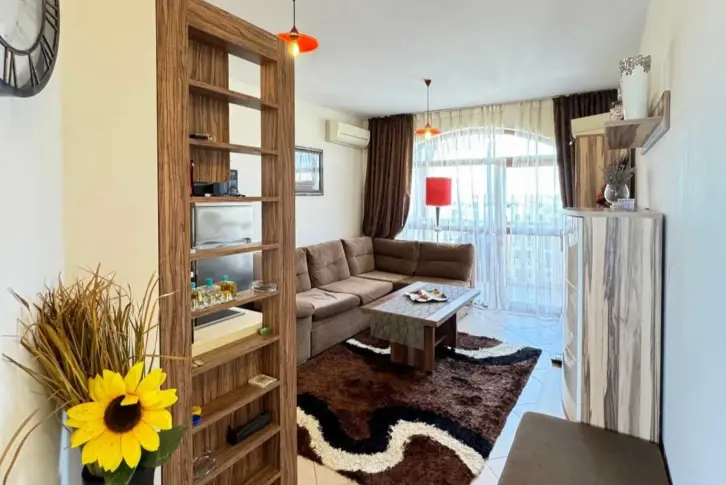 Appartement à Slantchev Briag, Bulgarie, 73 m² - image 1