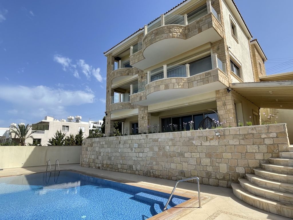 Villa en Pafos, Chipre, 406 m² - imagen 2
