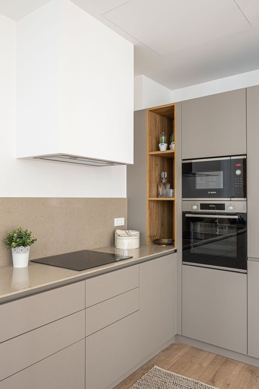 Flat in Barcelona, Spain, 157 m² - picture 11