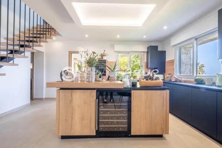 Villa en Golfe-Juan, Francia, 225 m² - imagen 7