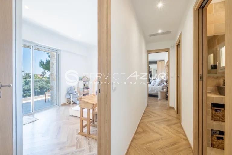 Villa en Golfe-Juan, Francia, 225 m² - imagen 16