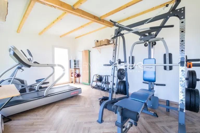 Villa en Golfe-Juan, Francia, 225 m² - imagen 19