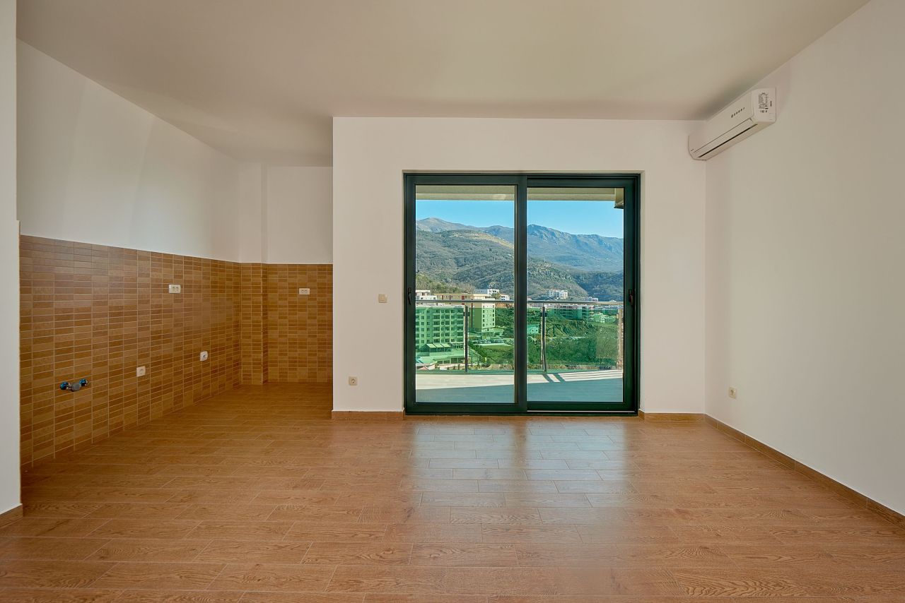 Wohnung in Becici, Montenegro, 51 m² - Foto 1