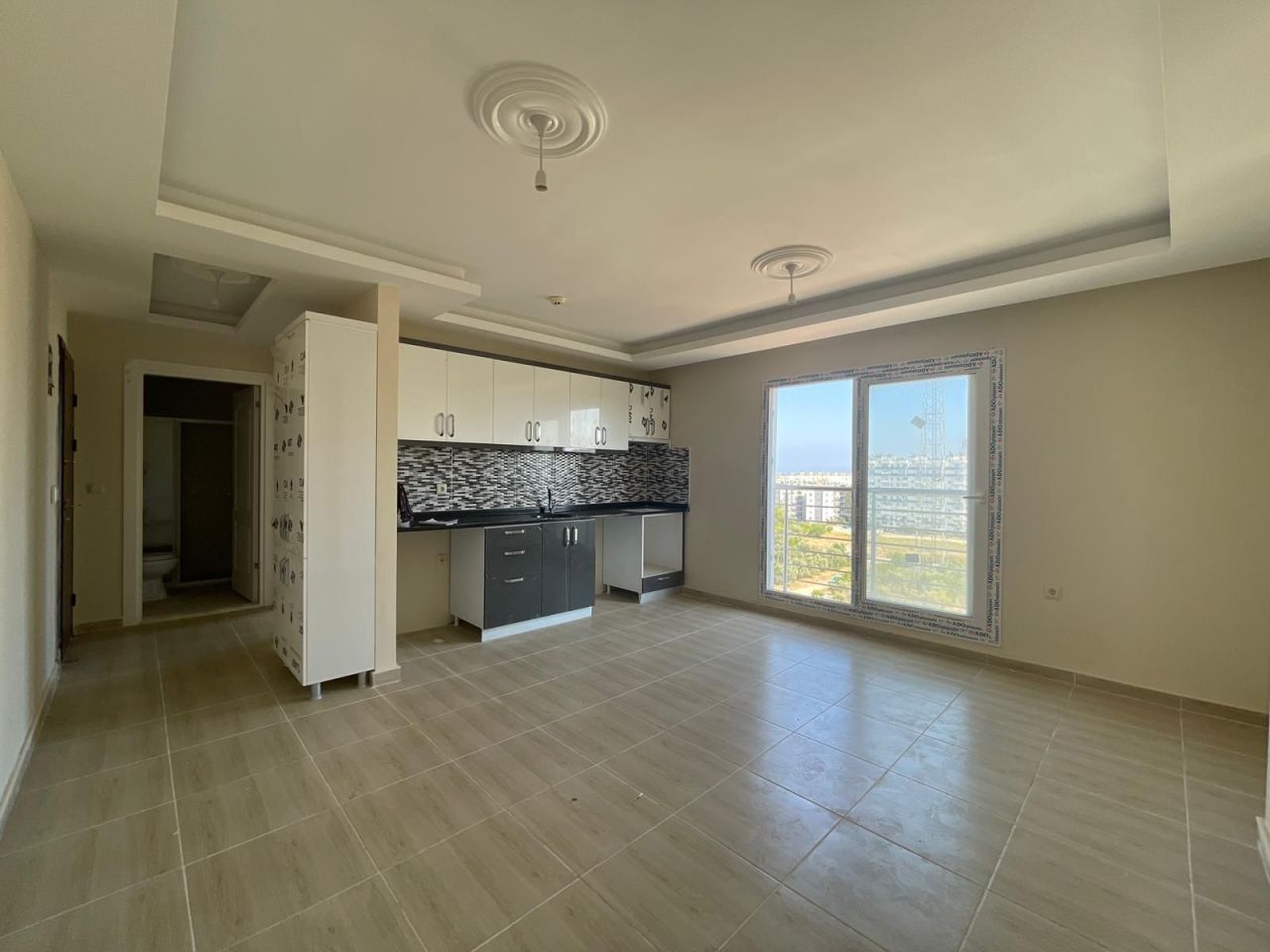 Flat in Mersin, Turkey, 50 m² - picture 1