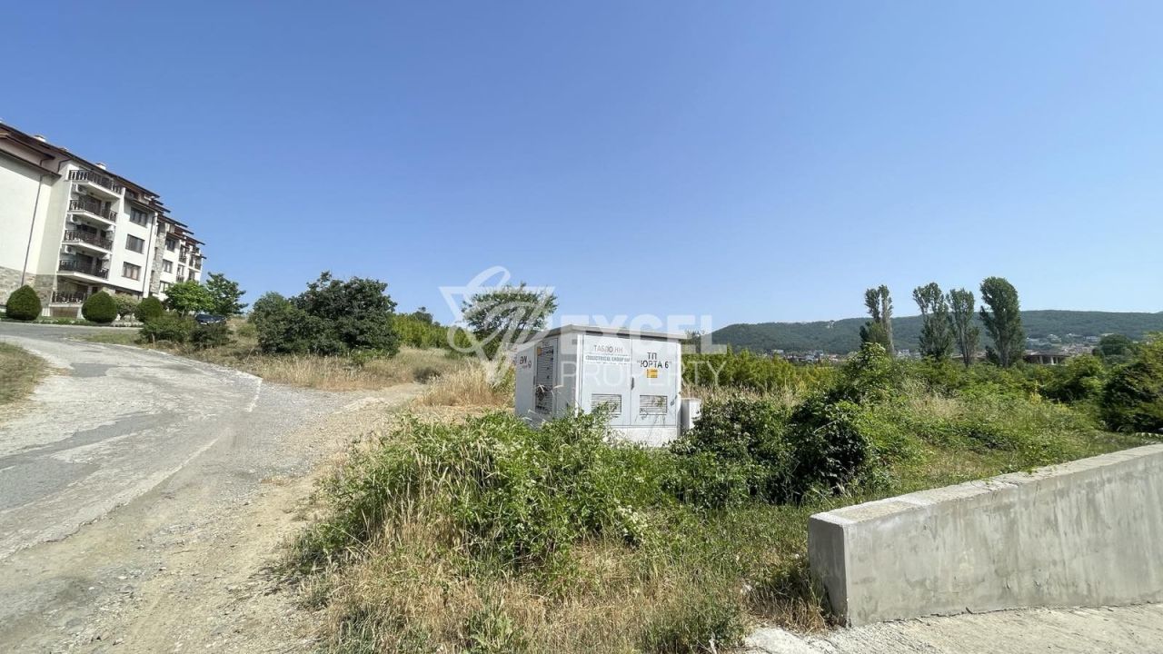 Terreno en Sveti Vlas, Bulgaria, 4 096 ares - imagen 1