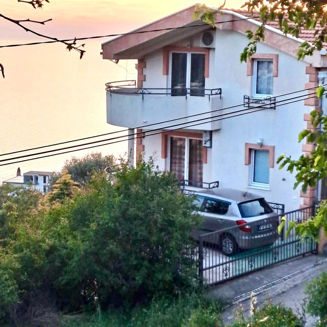 Maison à Dobra Voda, Monténégro, 201 m² - image 2