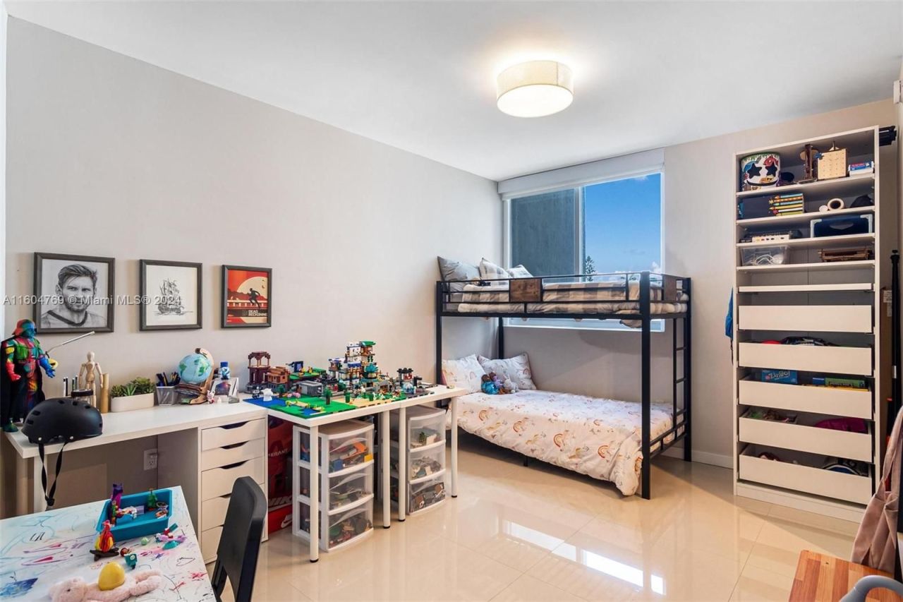 Piso en Miami, Estados Unidos, 92 m² - imagen 7