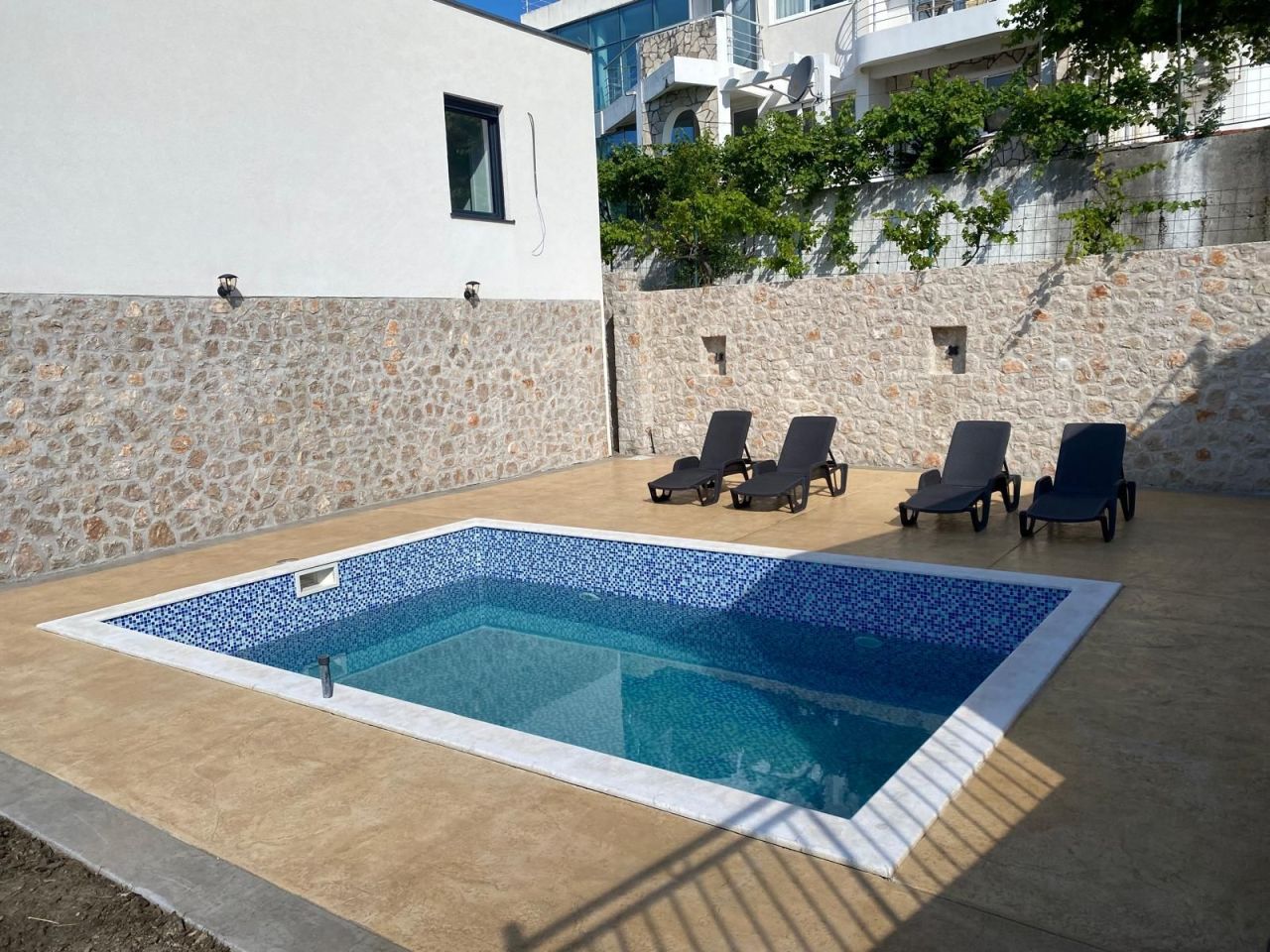 Casa a Bar, Montenegro, 257 m² - foto 1