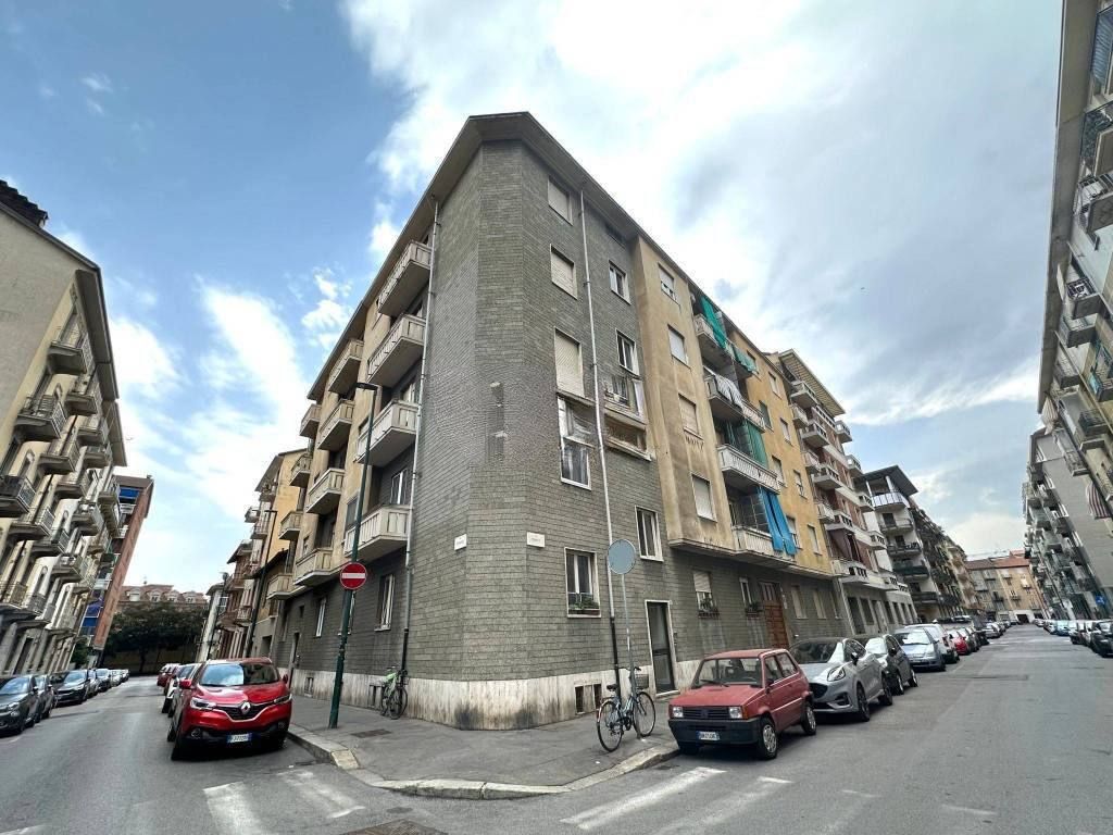 Appartement à Turin, Italie, 55 m² - image 1