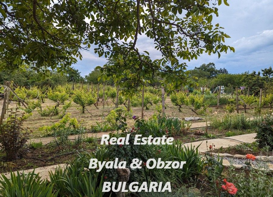 Maison à Obzor, Bulgarie, 100 m² - image 2