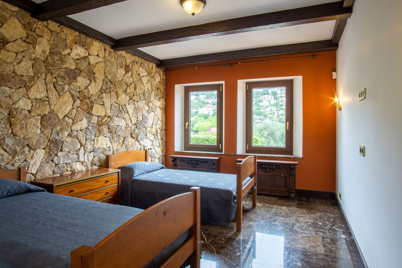 Villa à Blanes, Espagne, 400 m² - image 16