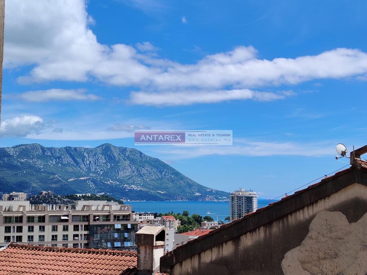 Appartement à Budva, Monténégro, 69 m² - image 1