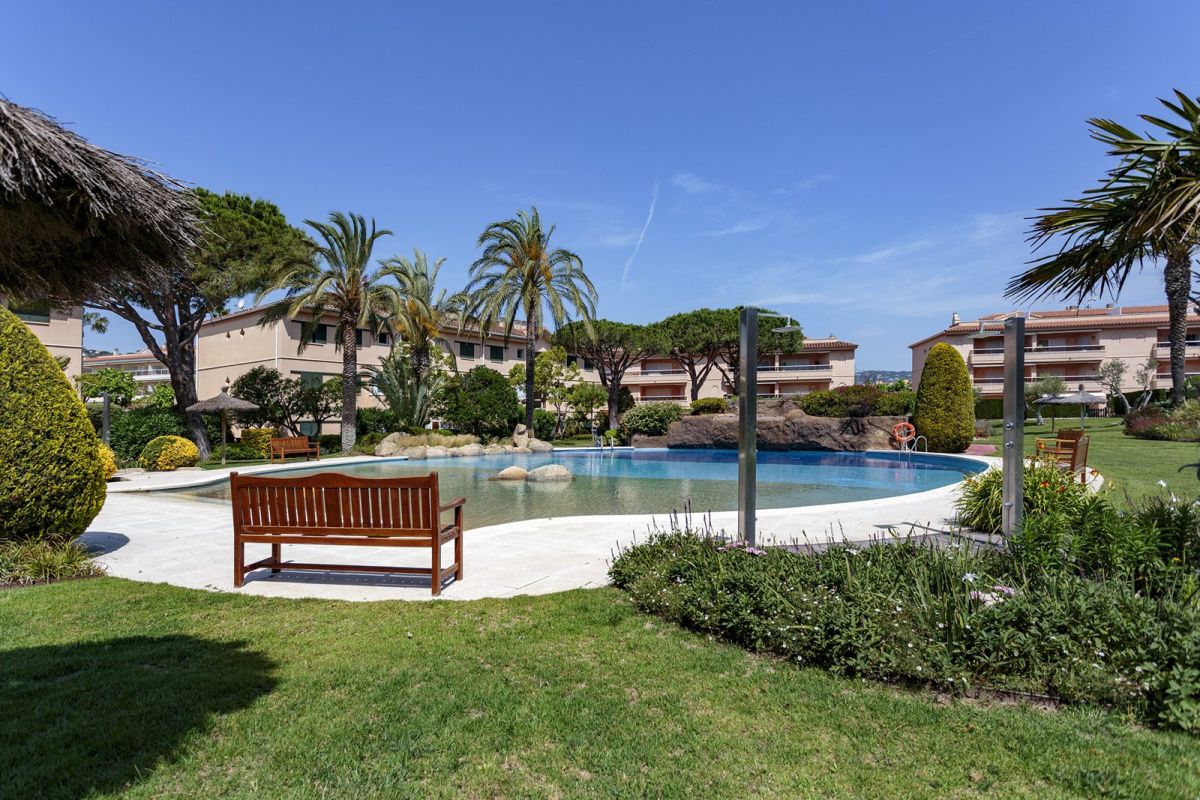 Flat on Costa Brava, Spain, 86 m² - picture 13