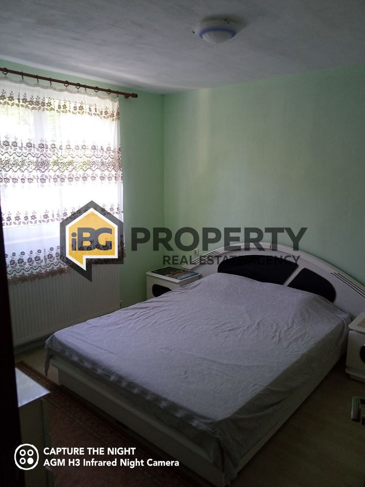 Maison à Bliznatsi, Bulgarie, 240 m² - image 4