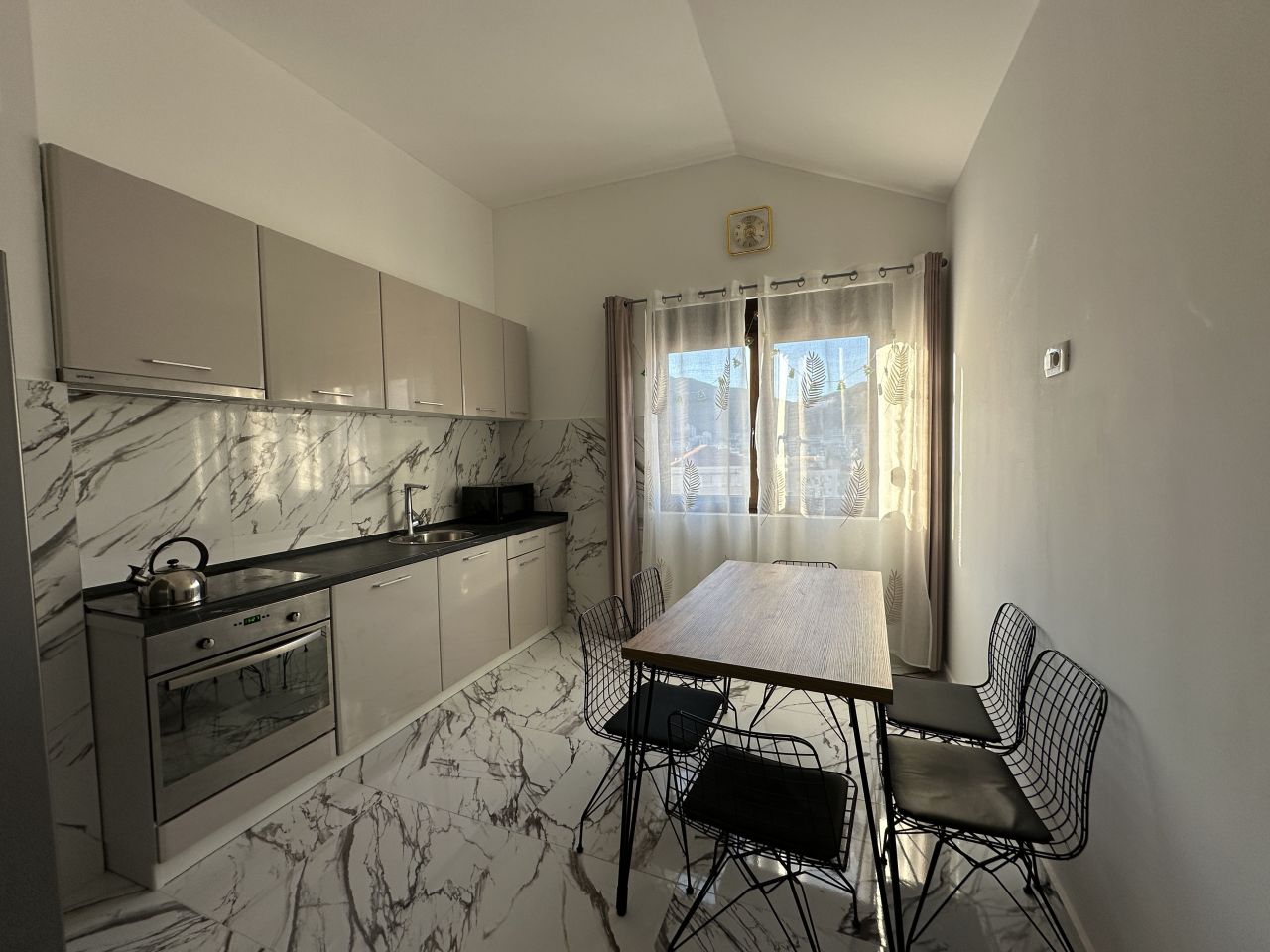 Flat in Budva, Montenegro, 87 m² - picture 1