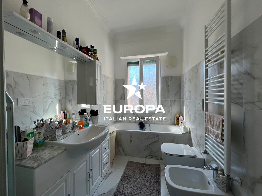 Flat in San Remo, Italy, 97 m² - picture 10