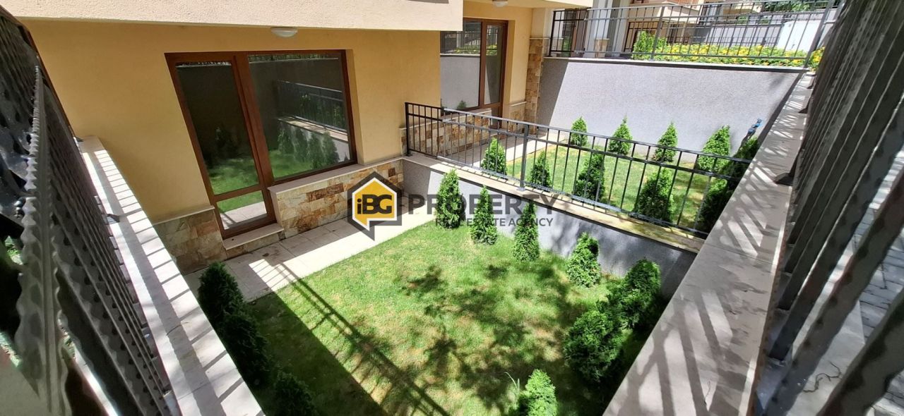 Apartment in Saints Constantine and Helena, Bulgaria, 82 m² - picture 3