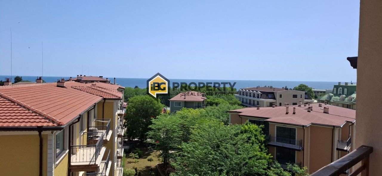 Apartment in Saints Constantine and Helena, Bulgaria, 115 m² - picture 2