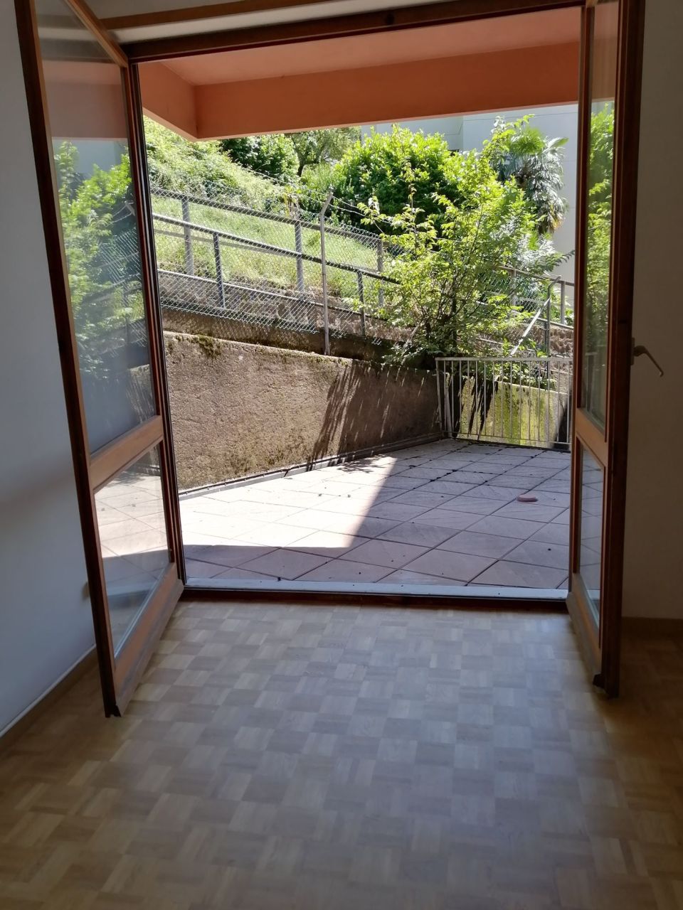 Flat in Campione d'Italia, Italy, 80 m² - picture 1