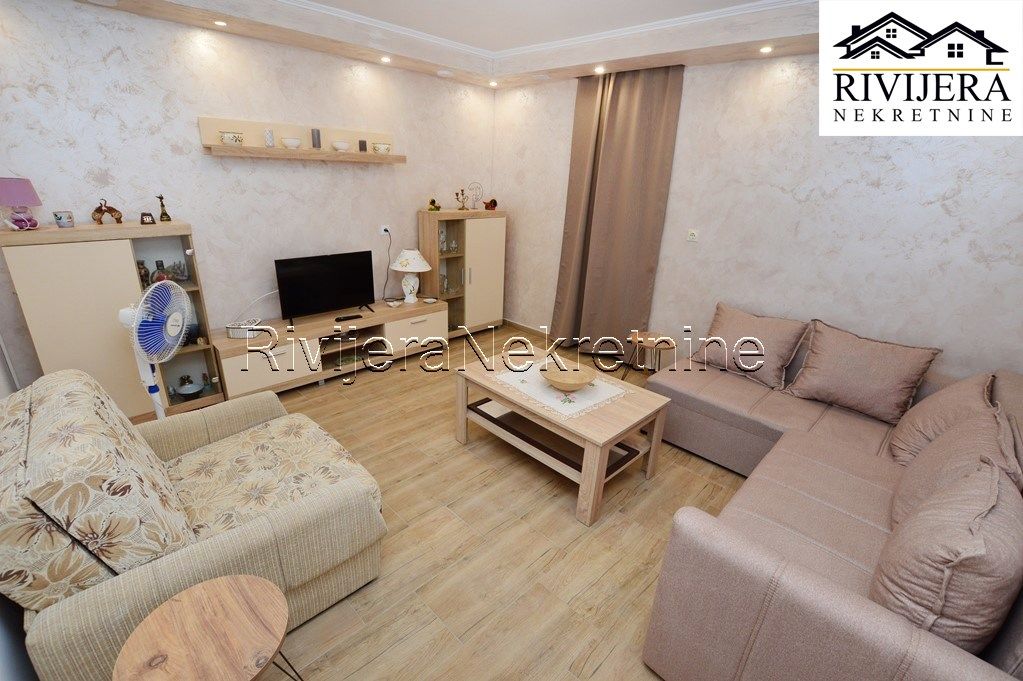 Wohnung in Herceg-Novi, Montenegro, 51 m² - Foto 1