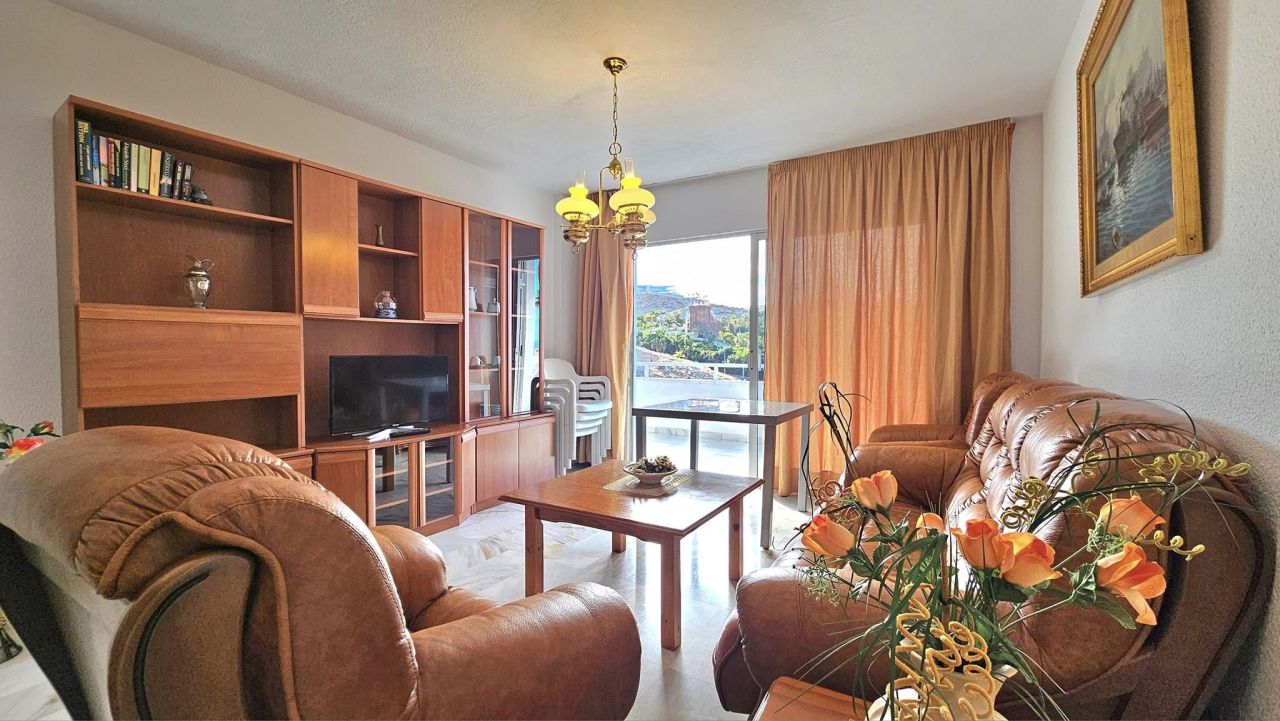 Piso en Tenerife, España, 90 m² - imagen 3