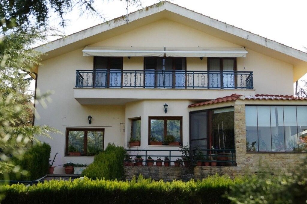 Villa in Thessaloniki, Griechenland, 327 m² - Foto 1