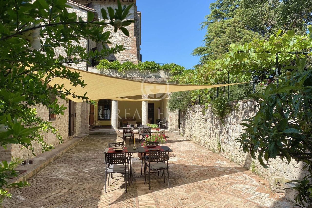 House in Corciano, Italy, 1 149.75 m² - picture 3