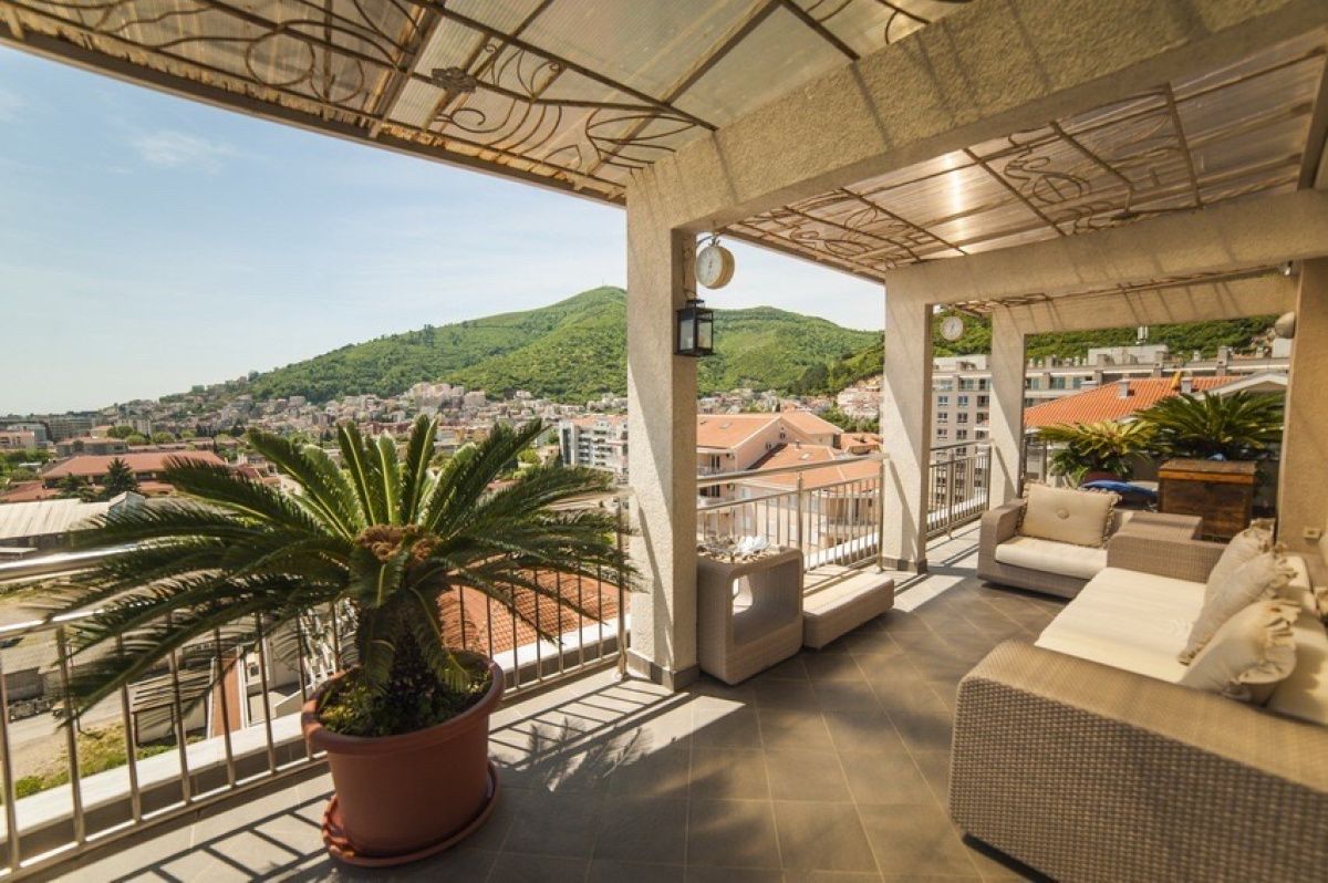 Appartement à Budva, Monténégro, 179 m² - image 1