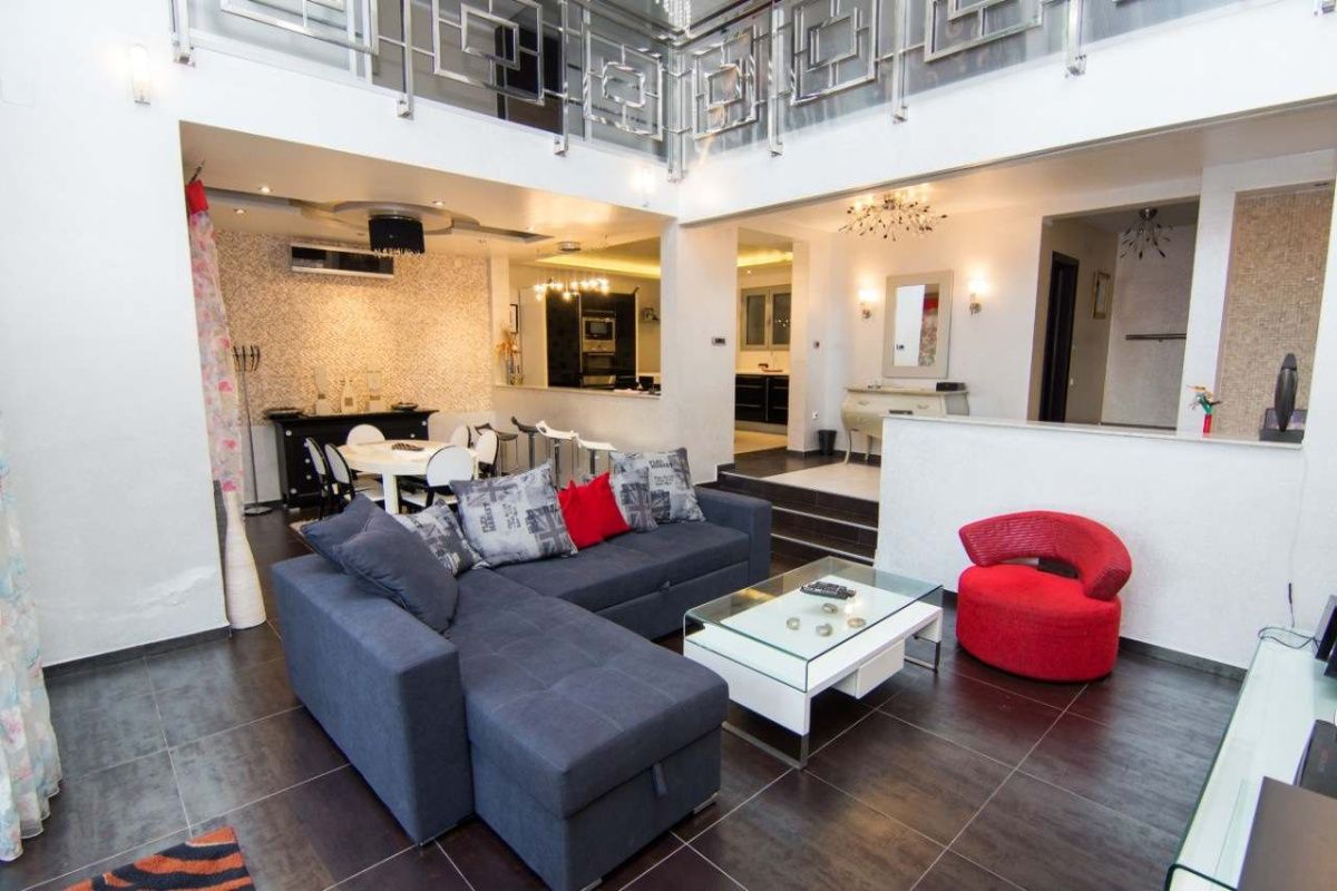 Casa a Budva, Montenegro, 298 m² - foto 2